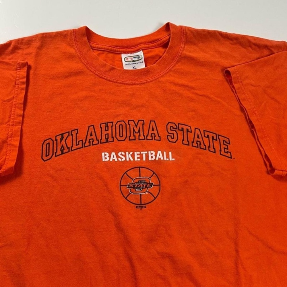 001 - VINTAGE 00s OKLAHOMA STATE UNIVERSITY OSU BASKETBALL T SHIRT
